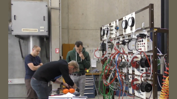 thumbnail of medium Studienalltag im Nutzfahrzeuglabor